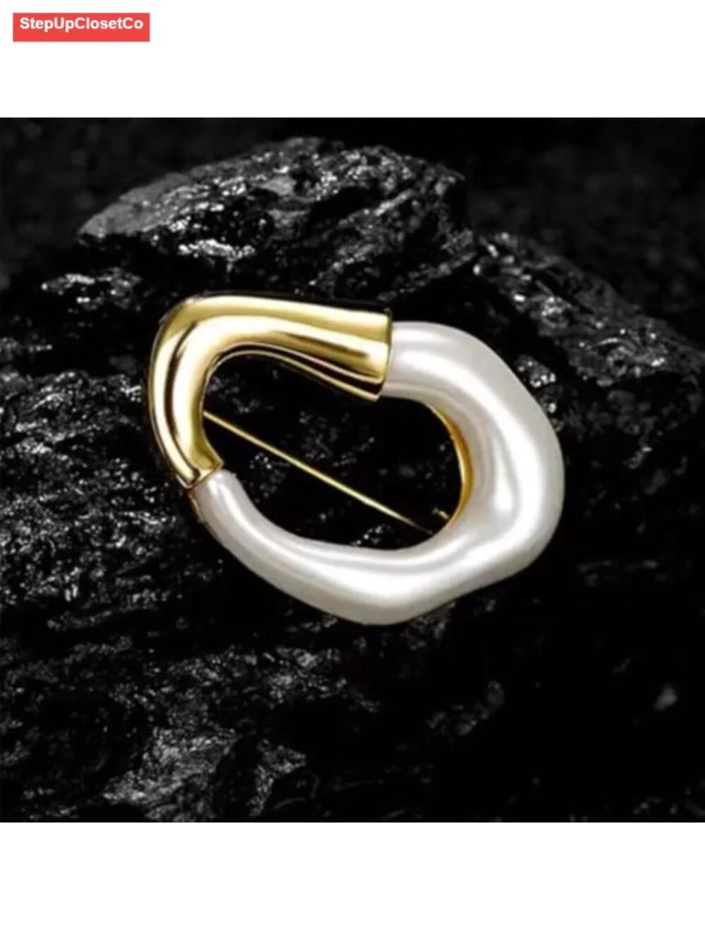 Irregular Geometric Brooch Pin Gold-Tone Plated Metal Statement Hollow Lapel